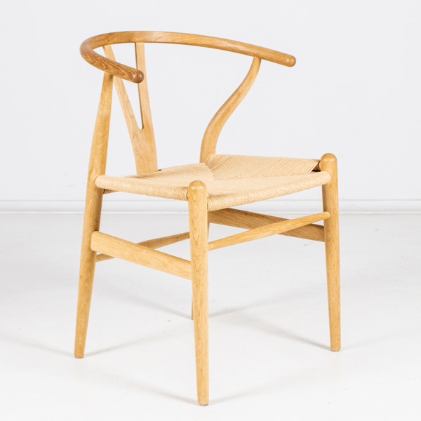 HANS J WEGNER, stol CH 24, "Y-stolen", Carl Hansen & Son, 2000-tal