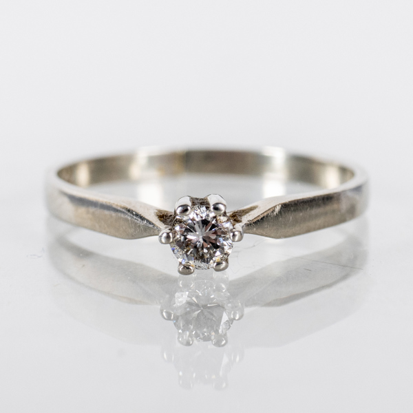 ENSTENSRING, 18k vitguld, briljantslipad diamant ca 0.17 ct, tot ca 2,1 g