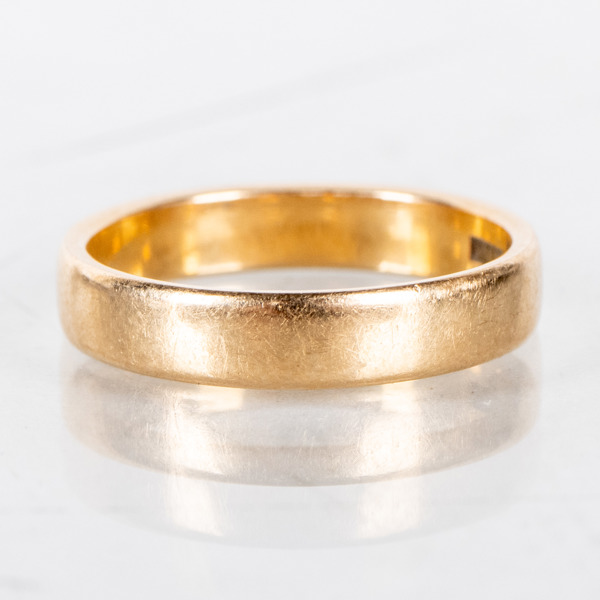 RING, 18K, vikt ca 4,3 gram