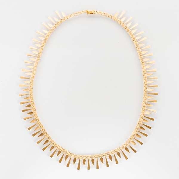 COLLIER, 18k guld, vikt 19 g