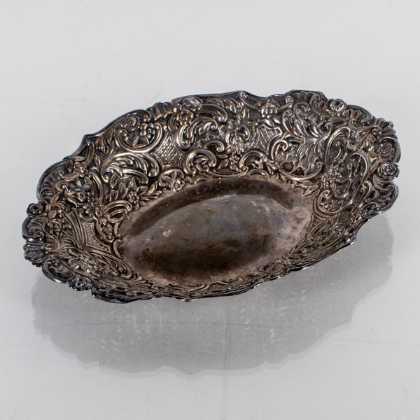 FAT, silver, England, 1800-/1900-tal, vikt ca 140 g_22066a_8dbc02e42dc69fb_lg.jpeg