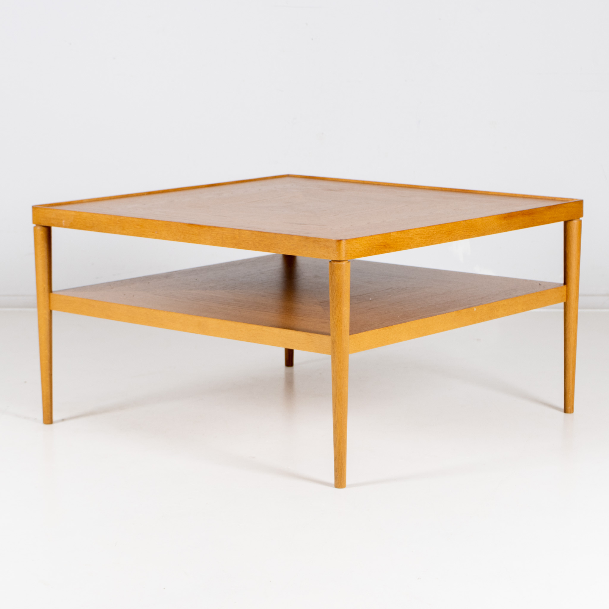 初売りセール SOFFBORD, Ikea, olsensauktioner.se Auction | Stockholm フロアスタンド