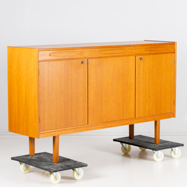 SIDEBOARD, teak, 1950-/60-tal