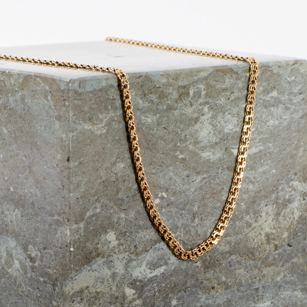 COLLIER, 18k guld, vikt ca 8,9 g