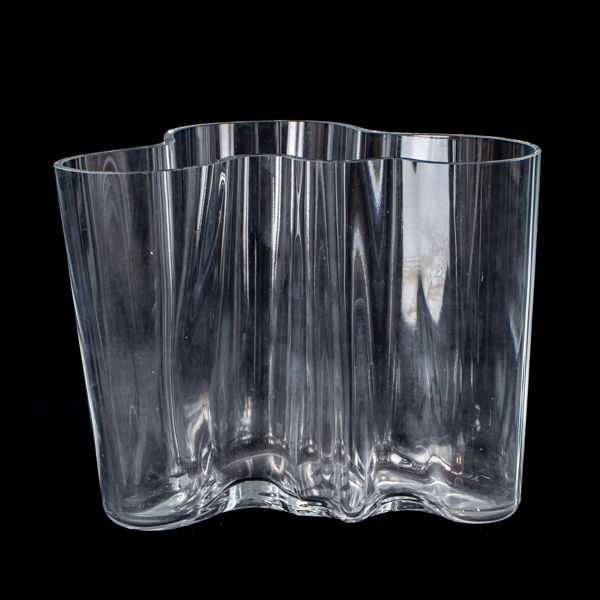 ALVAR AALTO, vas, glas, "Savoy", Ittala, formgiven 1936, Finland_32760a_8dc5ac09ca6d9d8_lg.jpeg