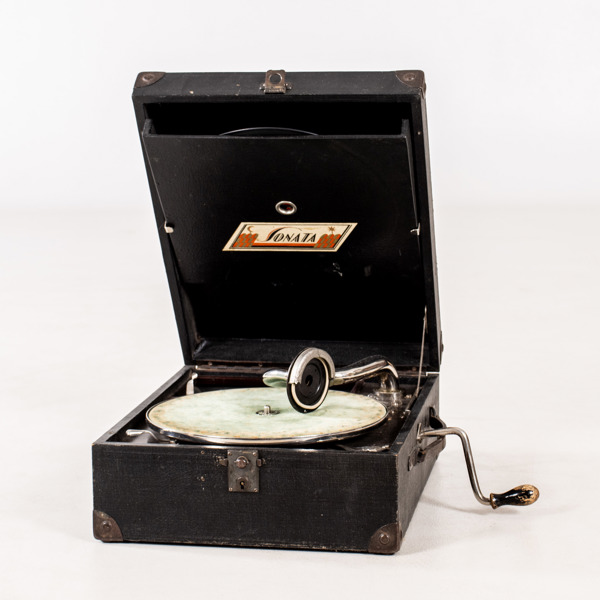 RESEGRAMMOFON, Sonata, 1900-talets mitt