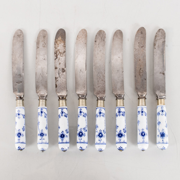 KNIVAR, 8 st, porslin, "Musselmalet", Royal Copenhagen, Danmark, sannolikt 1900-talets början_35748a_8dc853772715895_lg.jpeg