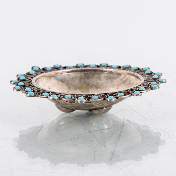 SKÅL/SALTKAR, silver, orientaliskt, 1800-/1900-tal, vikt ca 28 g