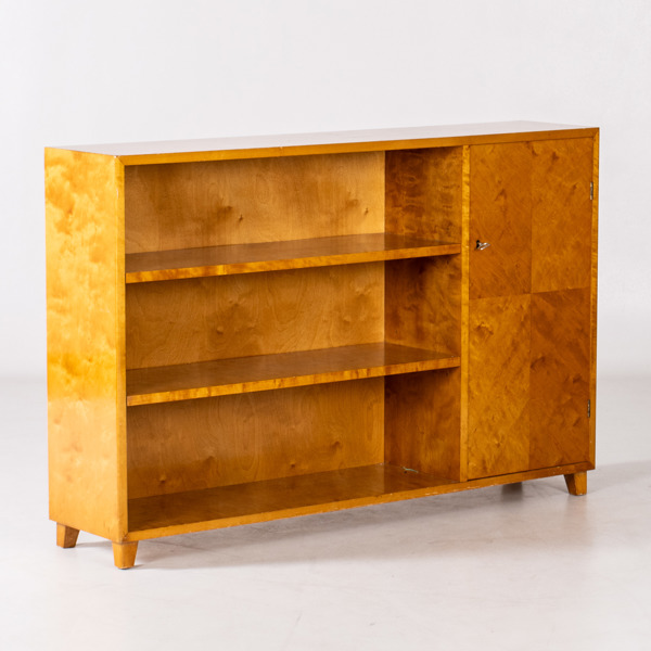 BOKHYLLA / SIDEBOARD, björk, 1940-tal