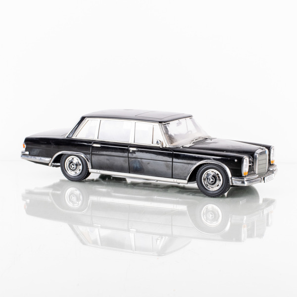 MODELLBIL, KK SCALE, Mercedez Benz, B 600, 2000-tal