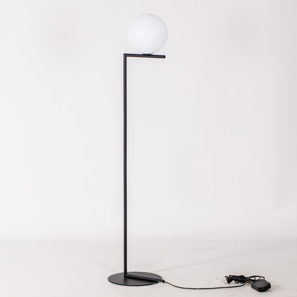 MICHAEL ANASTASSIADES, golvlampa IC Lights F1, FLOS, Italien, 2000-tal 