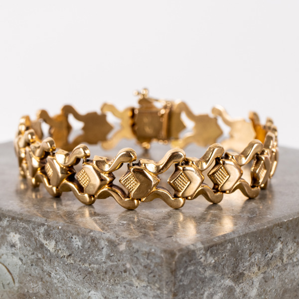 ARMBAND, 18k guld, vikt ca 16,8 g