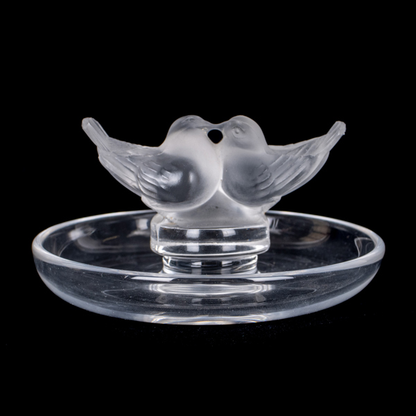 FAT, glas, Lalique, Franrike, 1900-/2000-tal, signerad