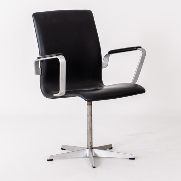 ARNE JACOBSEN, skrivbordsstol, "Oxford", Fritz Hansen