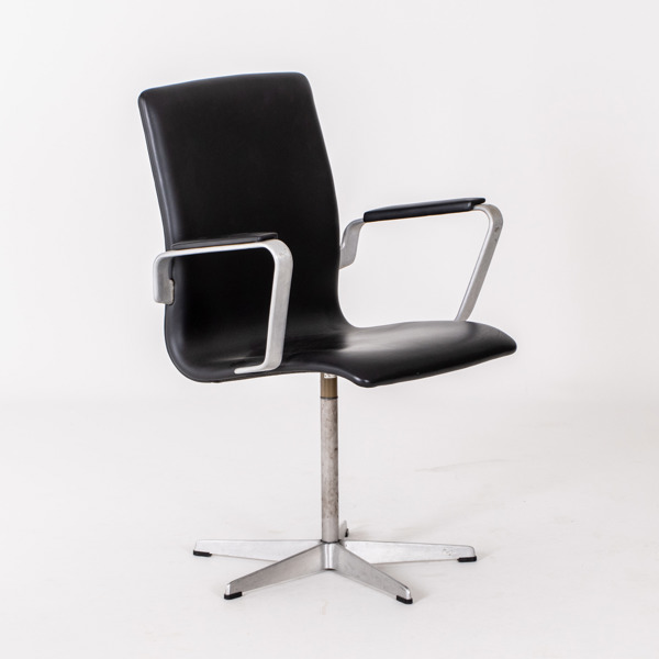 ARNE JACOBSEN, skrivbordsstol, "Oxford", Fritz Hansen