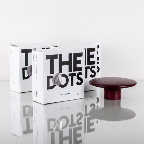 LARS TORNØE, 4 st väggkrokar, lackerad ask, "The Dots", Muuto  