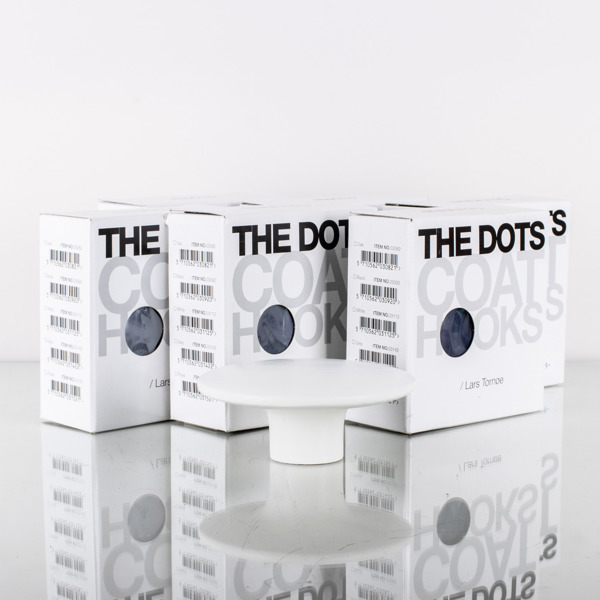 LARS TORNØE, 6 st väggkrokar, lackerad ask, "The Dots", Muuto  