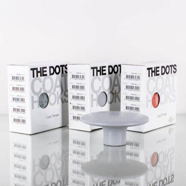 LARS TORNØE, 4 st väggkrokar, lackerad ask, "The Dots", Muuto  