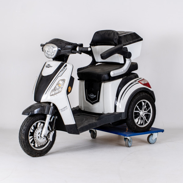 PERMOBIL/ELSCOOTER, Lyfco, PowerFashion, 2010-/2020-tal