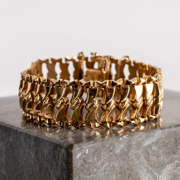 ARMBAND, 18k guld, vikt ca 28,5 g