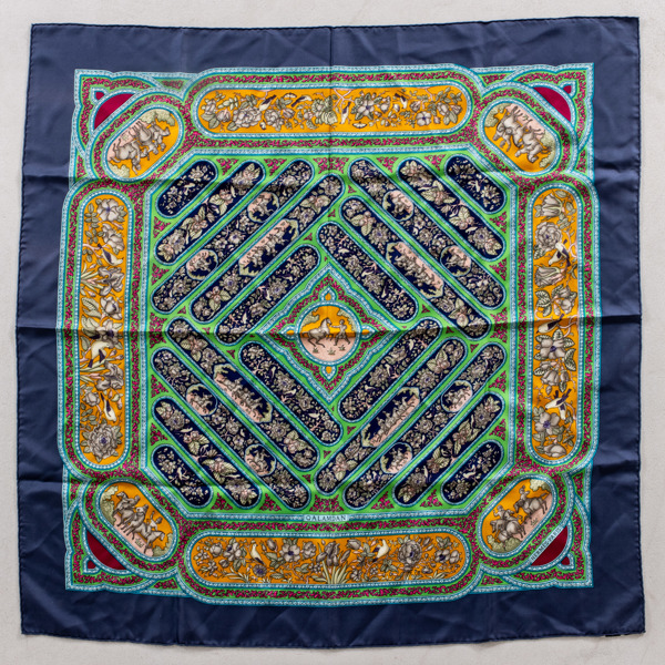 HERMÈS, scarf, siden, "Qalamdan", design Catherine Baschet år 1990