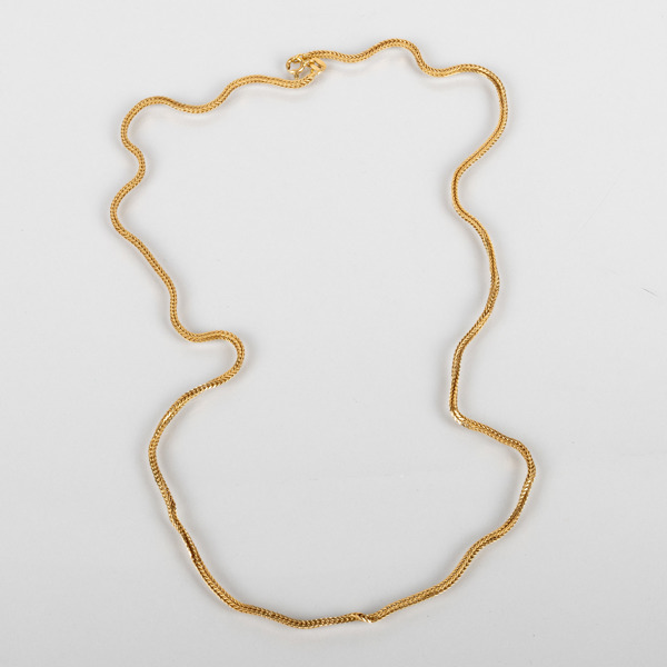 COLLIER, 18k guld, vikt ca 13 g 