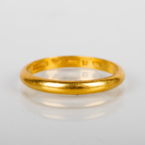 RING, 23k guld, vikt ca 4,7 g 