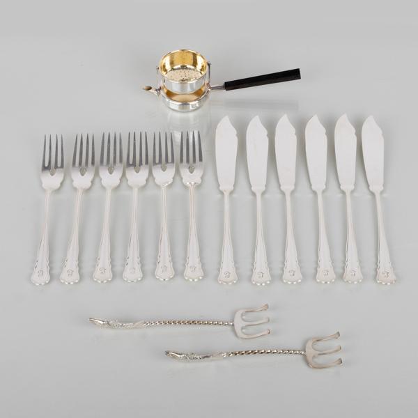 FISKBESTICK, TESIL OCH SERVERINGSBESTICK, nysilver, 1900-tal