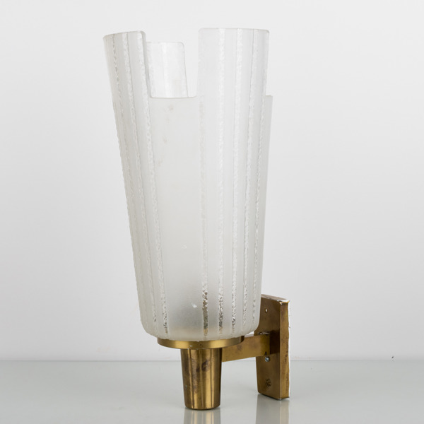 VÄGGLAMPA, mässing och glas, swedish modern, 1940-/50-tal