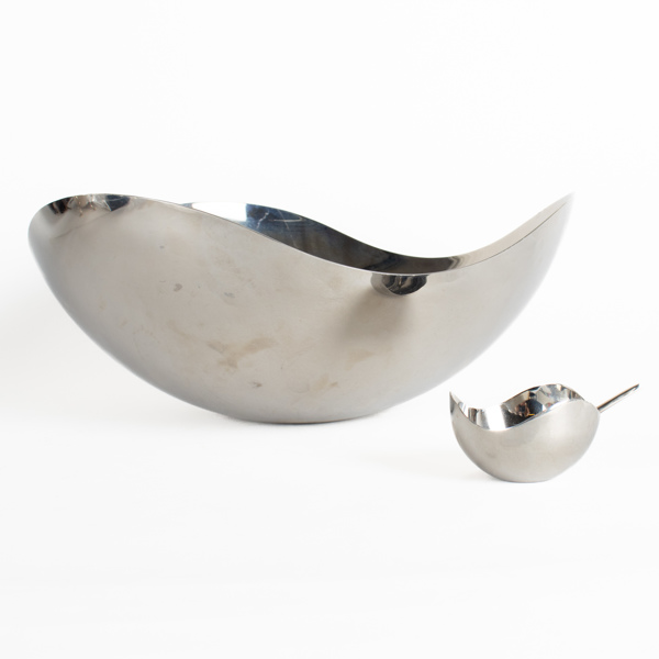 HELLE DAMKJAER, 2 st skålar, "Bloom", Georg Jensen
