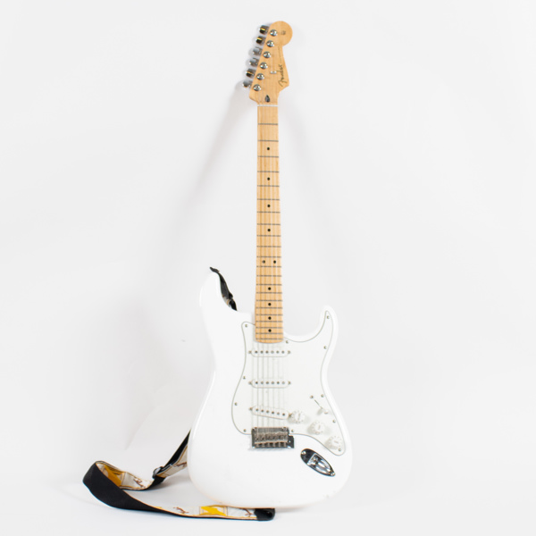 ELGITARR, Fender Stratocaster, tillverkad år 2019