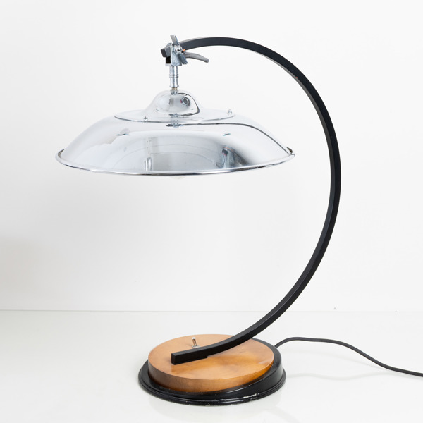 BORDSLAMPA, funkisstil, 1900-talets andra hälft