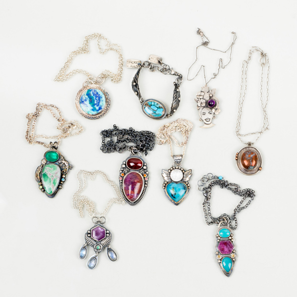 COLLIER OCH ARMBAND, 9 del, sterlingsilver, olika ädelstenar, 1900-/2000-tal, tot vikt ca 300 g