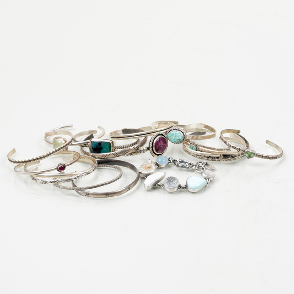 ARMBAND OCH ARMRINGAR, mestadels silver, 1900-/2000-tal