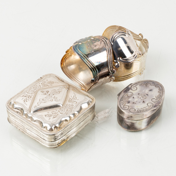 DOSOR SAMT SERVETTRINGAR, 5 del, silver, 1800-/1900-tal, tot vikt ca 84 g