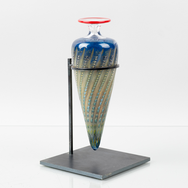 BERTIL VALLIEN, vas / skulptur, glas, Kosta Boda, signerad