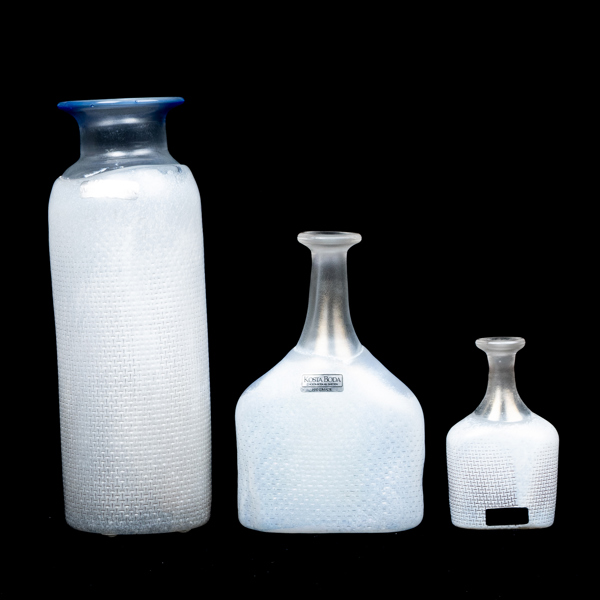 BERTIL VALLIEN, 3 st, vaser, glas, Kosta Boda, signerade