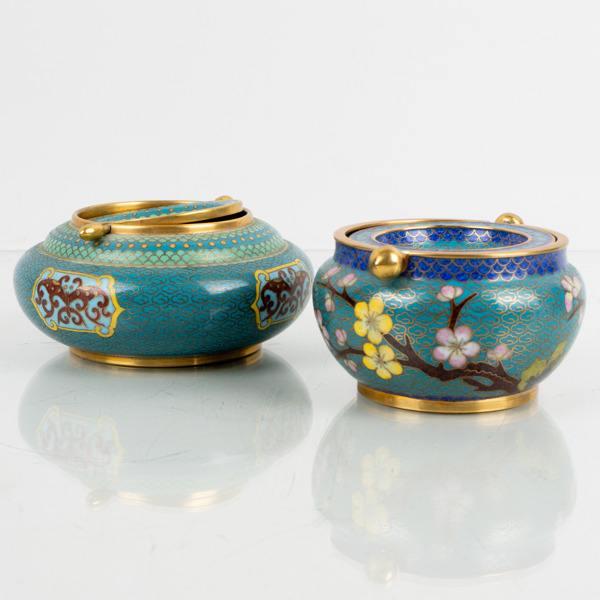 RÖKELSEKAR, 2 st, cloisonné, orientaliska, 1900-tal