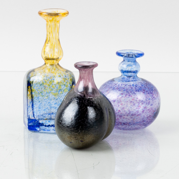 BERTIL VALLIEN, 3 st, vaser, miniatyrer, glas, Kosta Boda, 1900-talets andra hälft, signerade