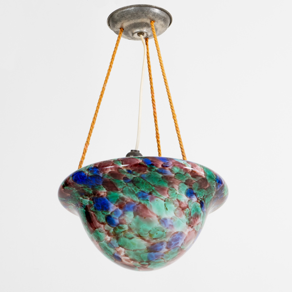 TAKAMPEL, glas, 1900-talets första hälft