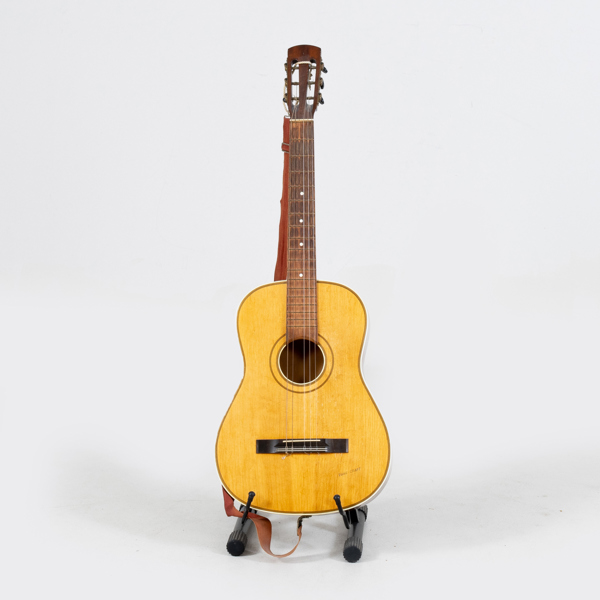 GITARR, akustisk, Tone Craft, 1900-talets andra hälft