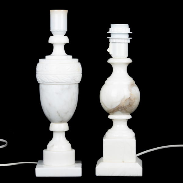 BORDSLAMPOR, 2 st, alabaster, 1900-tal