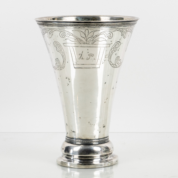 VAS, silver, 1700-/1800-tal, vikt ca 320 g