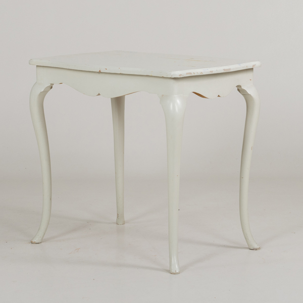 SIDOBORD, rokokostil, 1900-talets första hälft