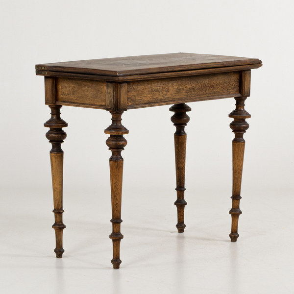 SPELBORD, 1900-talets första hälft