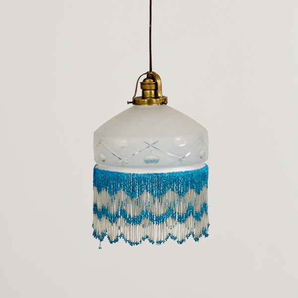 TAKLAMPA, glas, 1900-talets första hälft 