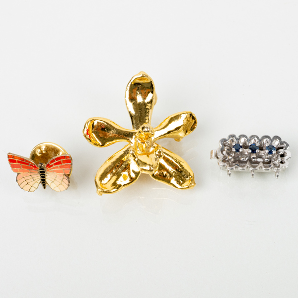 HÄNGE, PIN OCH LÅS, silver, bla Elf Orchid 22k förgyllning, 1900-/2000-tal