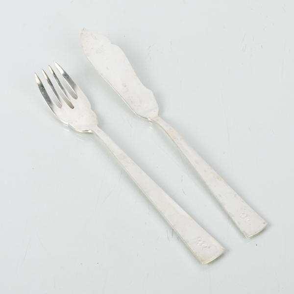 FISKBESTICK, 24 del, silver, Ernst Forssell guldsmedsaffär, Falkenberg 1950, tot vikt ca 1 370 g