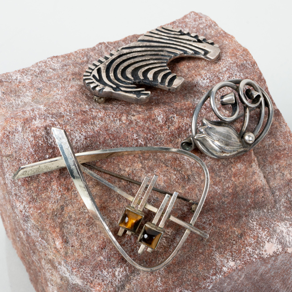 BROSCHER, 3 st, silver, bla sterlingsilver, 1900-talets andra hälft