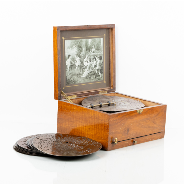SPELDOSA, Polyphon, Tyskland, omkring år 1900, med 15 skivor